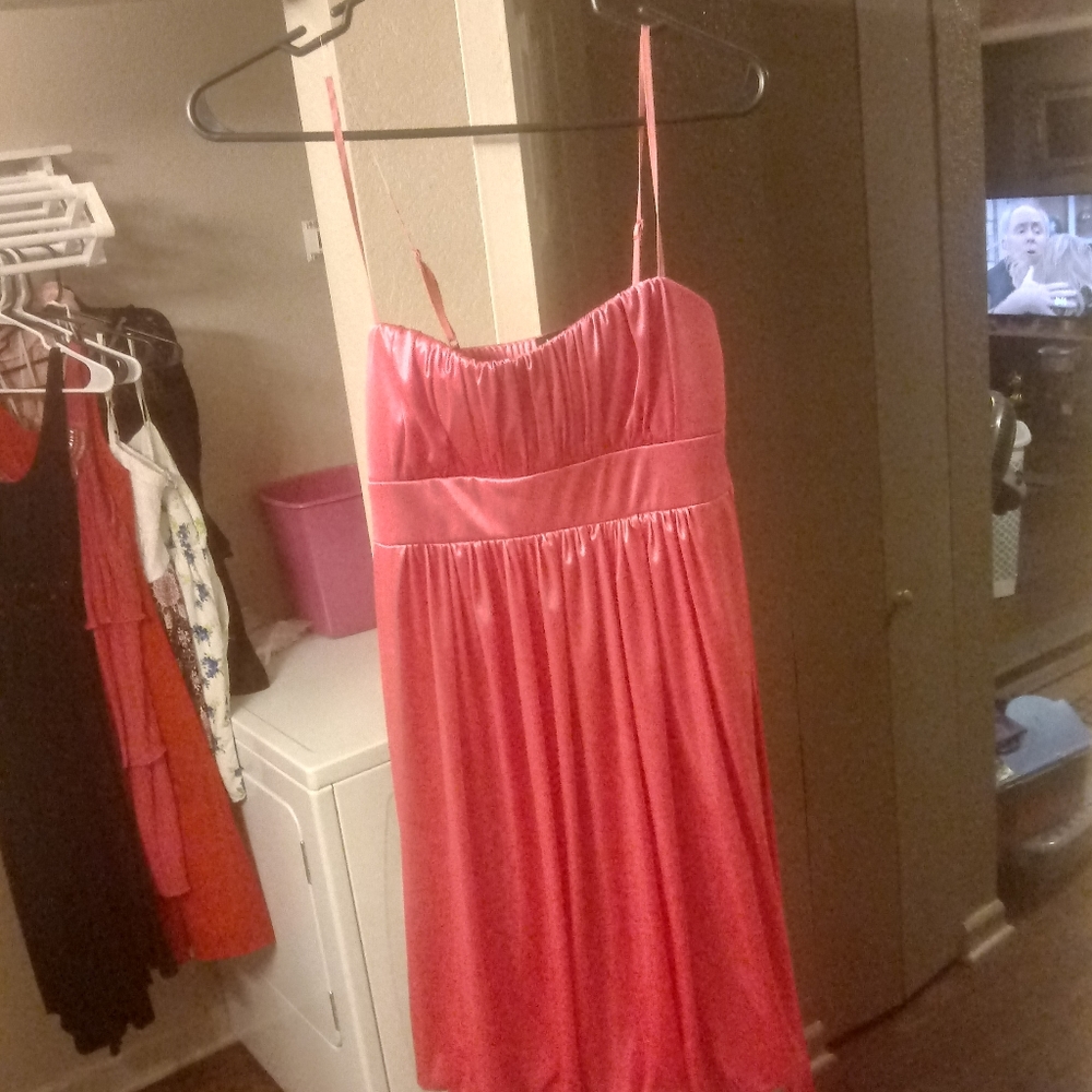 Dress - Picture 2 of 3